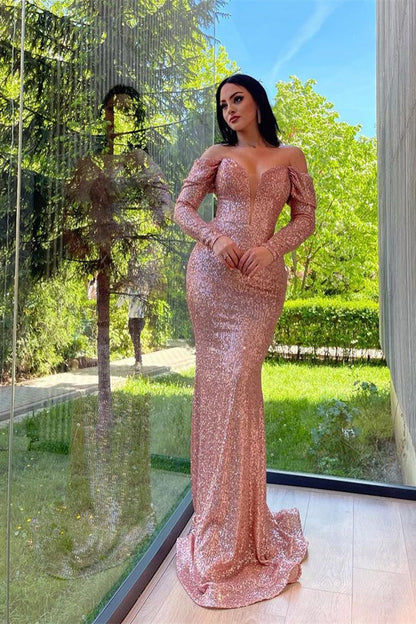 Elegante vestido de noche largo de sirena con lentejuelas y hombros descubiertos y mangas largas