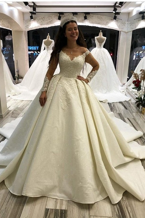 Vestido de Noiva Elegante Longo Princesa com Decote Coração em Cetim e Mangas