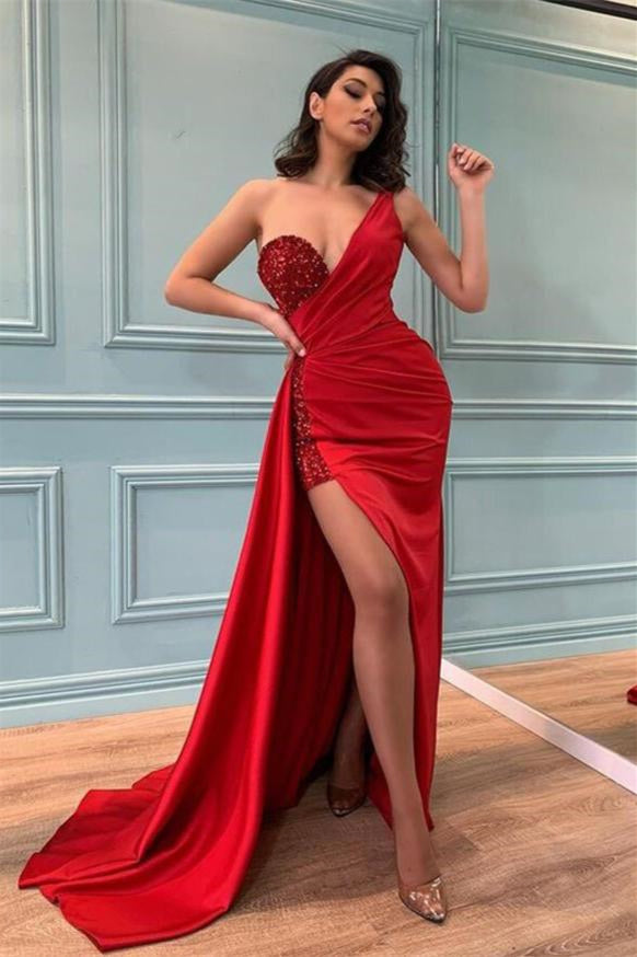 Elegante lungo abito da sera rosso a sirena alla moda
