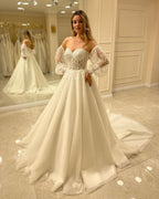 Elegant Long Sleeve A-Line Sweetheart Backless Appliques Lace Wedding Dress