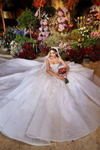 Robe de mariée élégante longue blanche en dentelle avec bretelles et appliques en forme de A