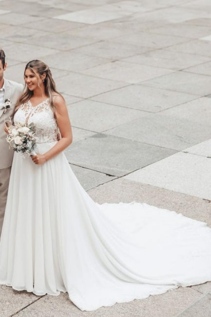 فستان زفاف أنيق طويل أبيض على شكل حرف A من الدانتيل والشيفون بدون أكمام وبدون ظهر