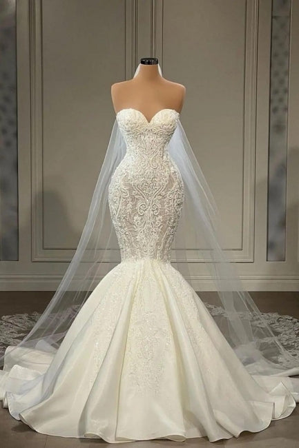فساتين زفاف ساتان أنيقة بدون أكتاف وأكمام، بطراز حورية البحر وطول يصل إلى الأرض مع دانتيل
