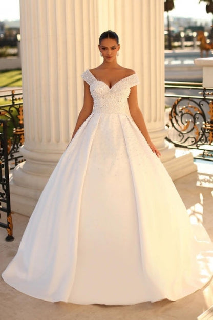 Elegantes Herzausschnitt Flügelärmel Ballkleid Satin Brautkleid Pailletten
