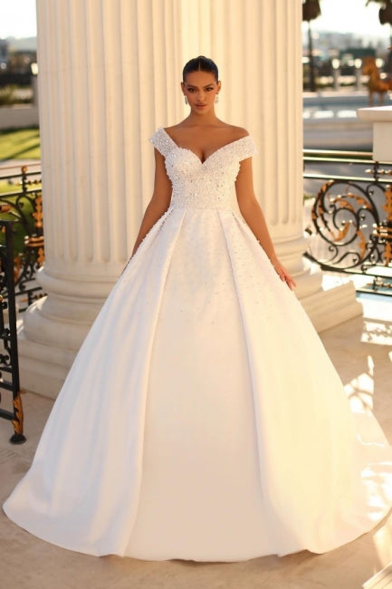 Elegantes Herzausschnitt Flügelärmel Ballkleid Satin Brautkleid Pailletten
