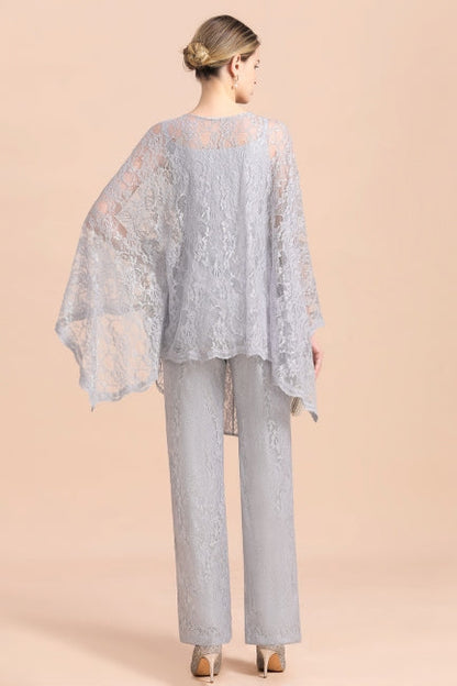 Elegante mono plateado con apliques de escote en V para madre de la novia con envolturas de encaje