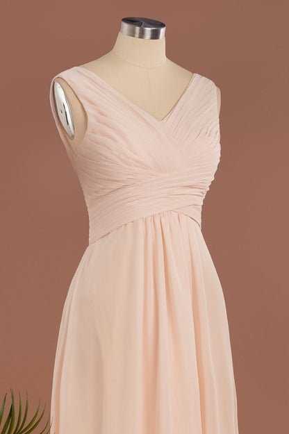 Elegante V-Ausschnitt Rüschen Schlichte Abendkleider | A-Linie Ärmellose Chiffon Abendkleider