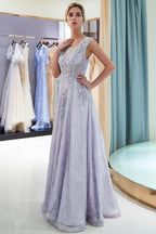 Ausgezeichnetes langes A-Linien-Abendkleid aus Tüllspitze