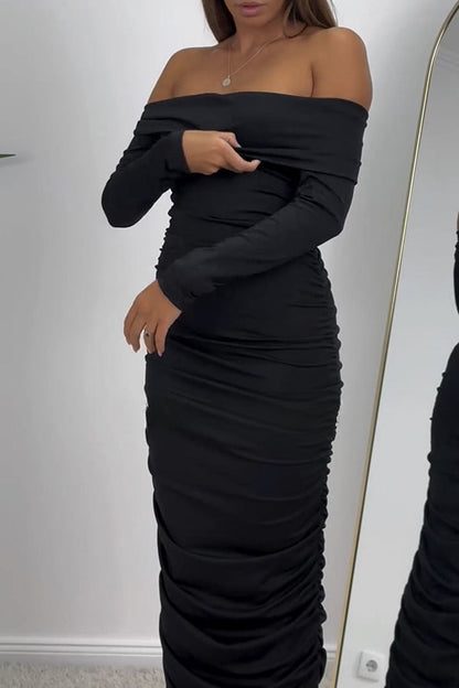 Desirable Beauty – Schulterfreies, langärmliges, gerüschtes Stretch-Maxikleid 