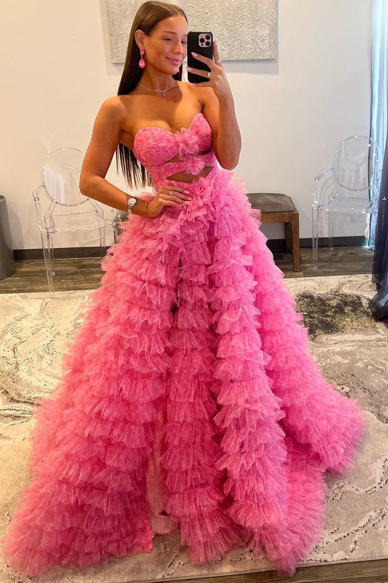 Robe de bal bustier rose à volants en tulle imprimé