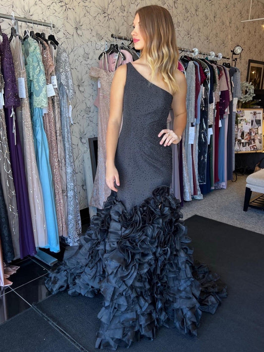 Meerjungfrau Schwarzes One-Shoulder-Ballkleid mit Stufen und Pailletten