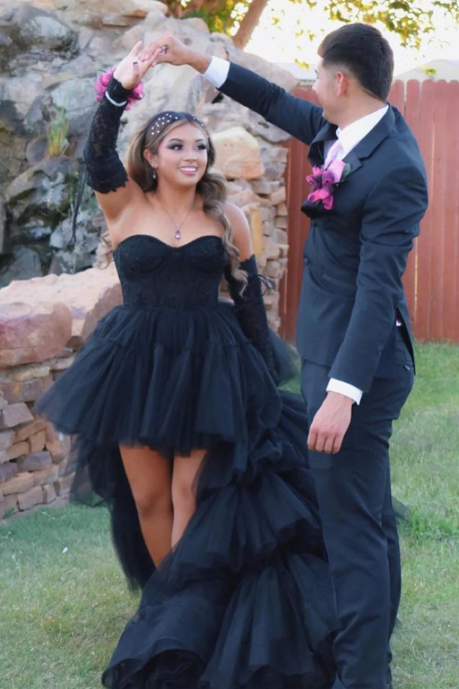 Robe de bal en tulle à volants, asymétrique, sans bretelles, coupe en A