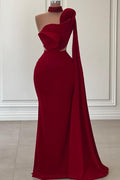 Favolosi abiti da sera lunghi color bordeaux a sirena, monospalla, senza maniche, con balze