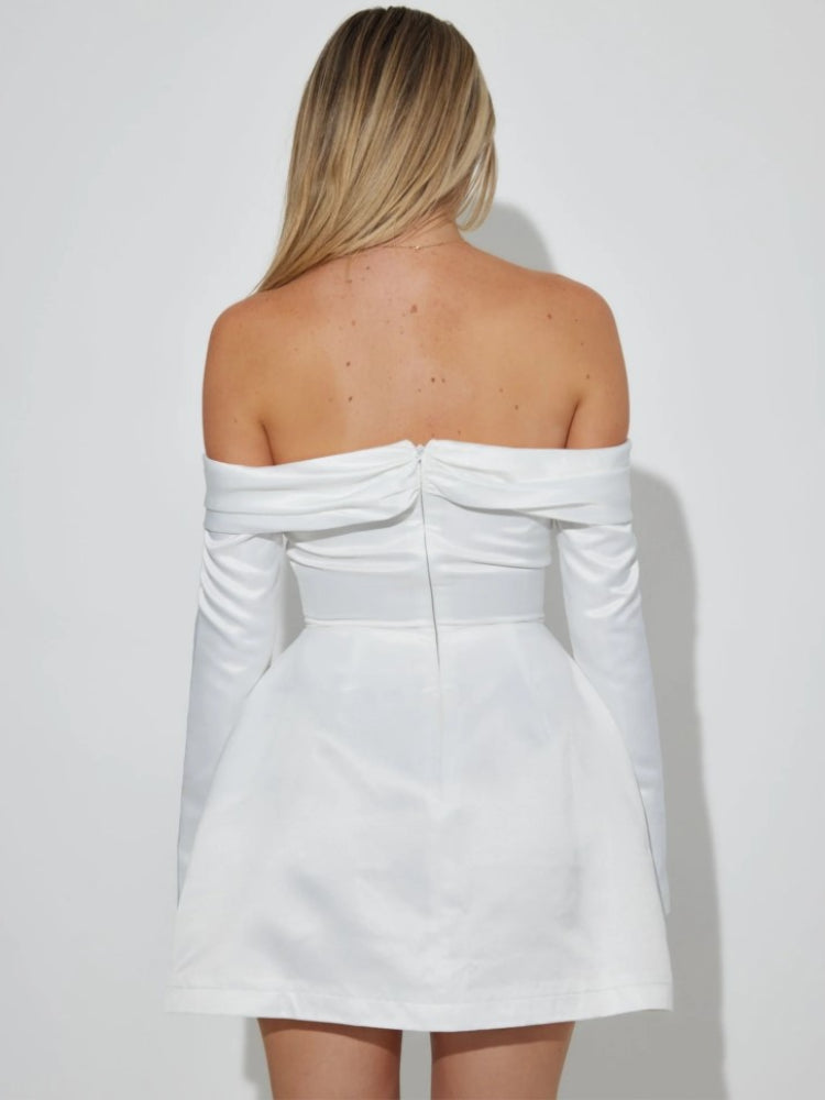 TARUXY Sexy Off Shoulder Mini Dress For Women Solid High Waist Long Sleeve Slits A-line Dresses Party Elegant Evening Dress Lady