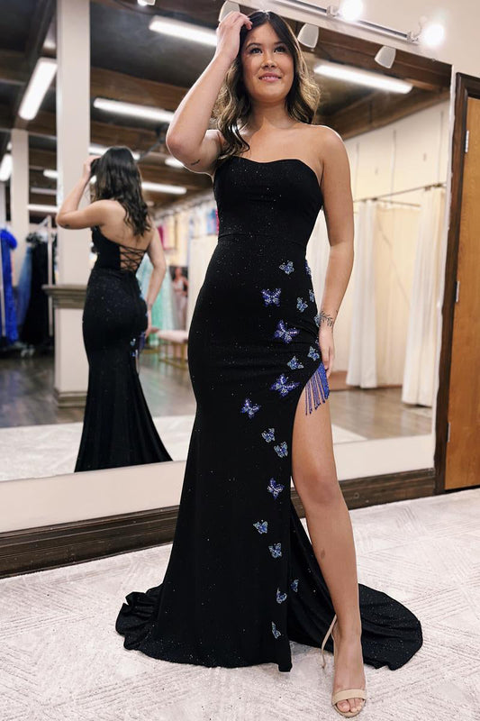 Vestido de fiesta sirena sin tirantes con purpurina y flecos