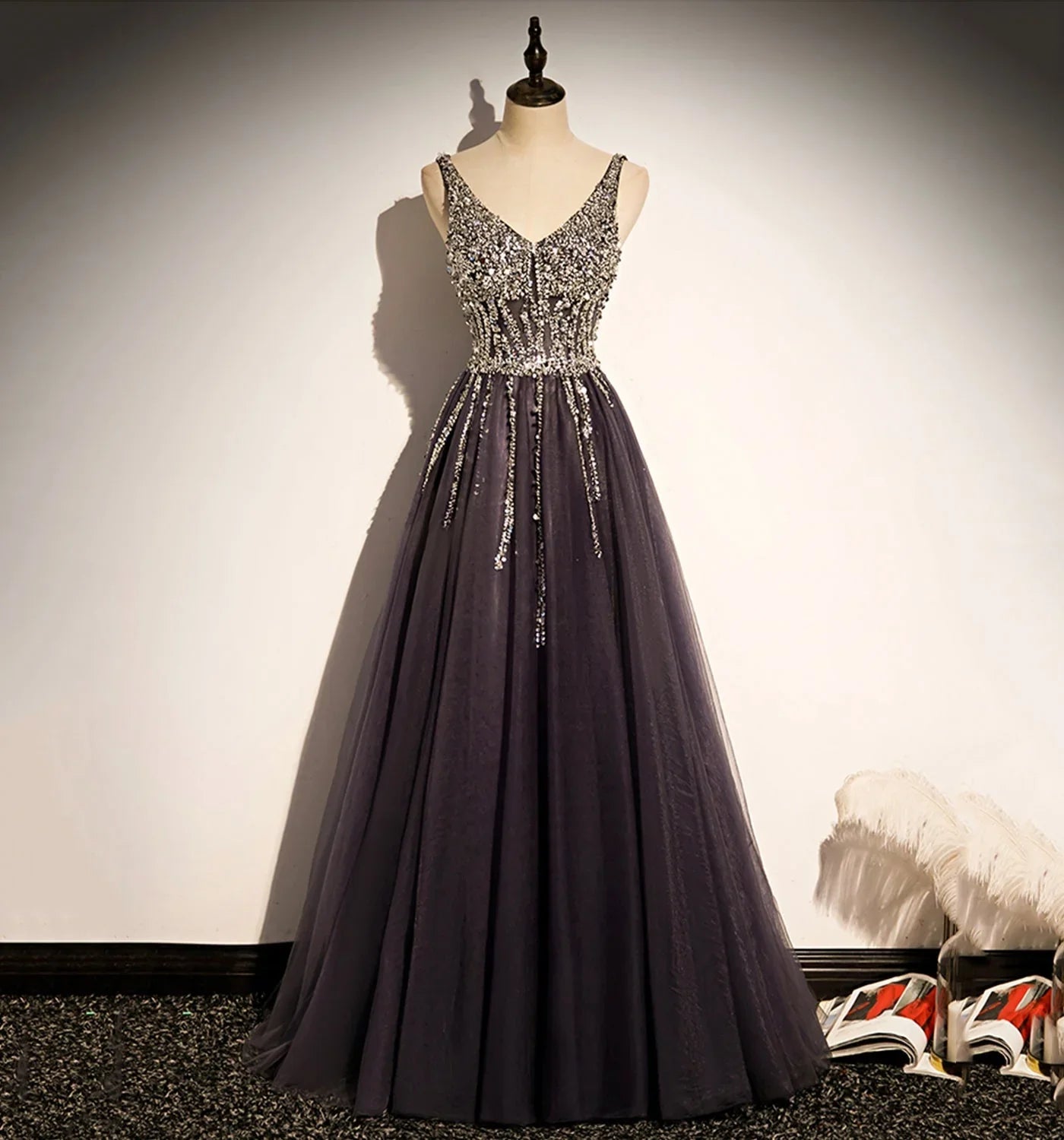 Elegante abito lungo da sera a linea ad A con scollo a V in tulle per ballo s76