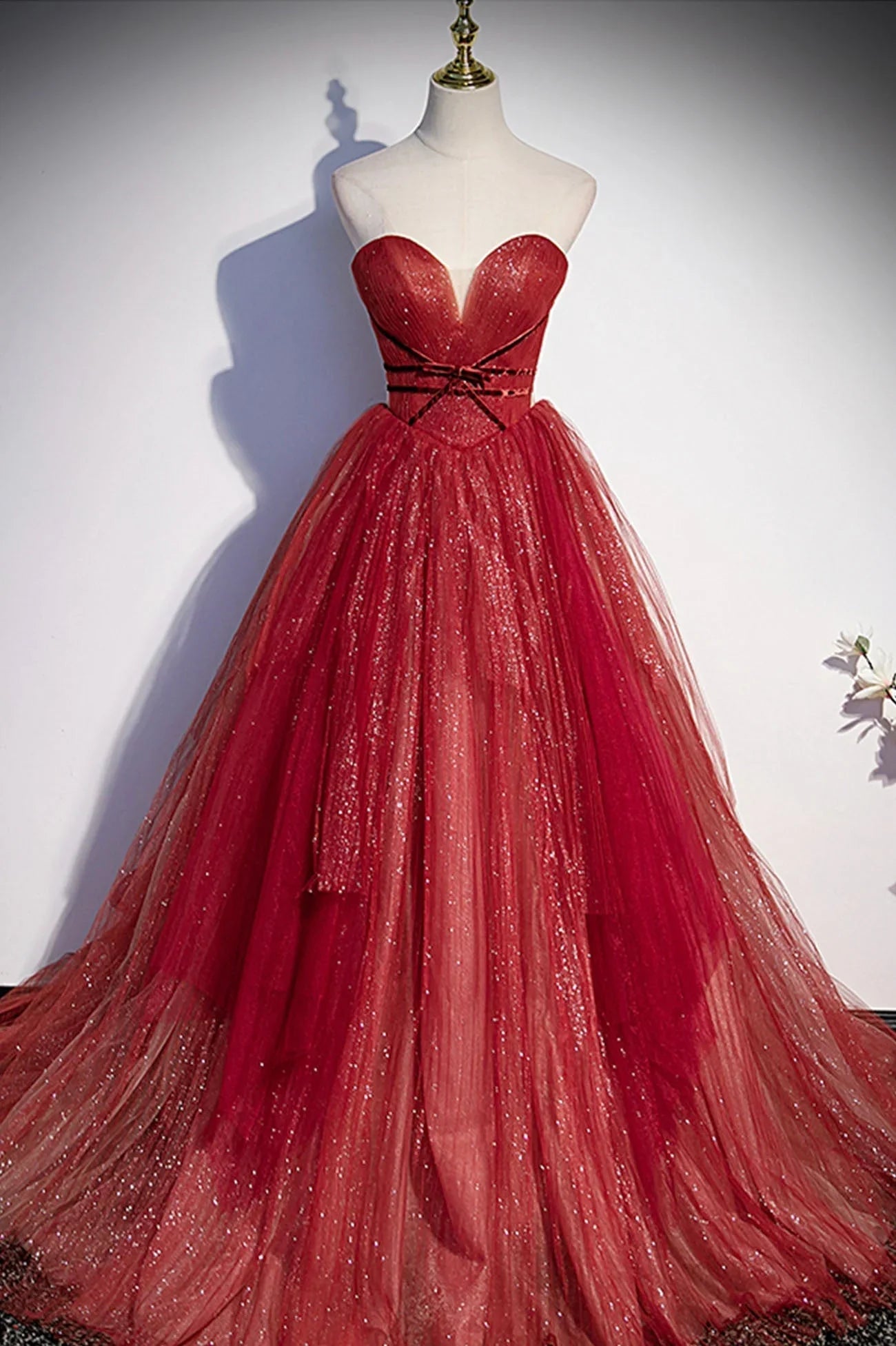 Abito lungo da sera a linea A in tulle bordeaux con paillettes, vestito da ballo s55