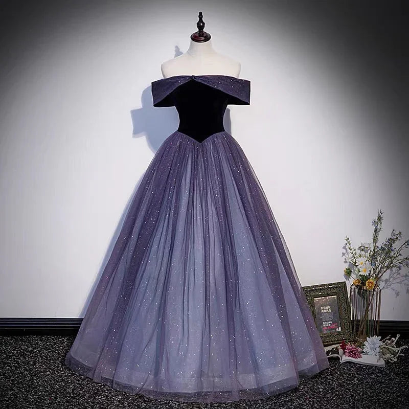 Abito lungo da sera in tulle viola a linea ad A s66