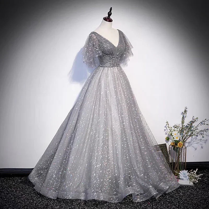 Abito lungo da sera a linea A in tulle grigio con paillettes s65