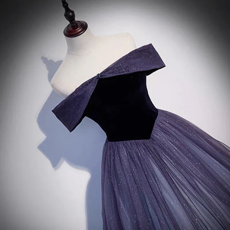 Abito lungo da sera in tulle viola a linea ad A s66