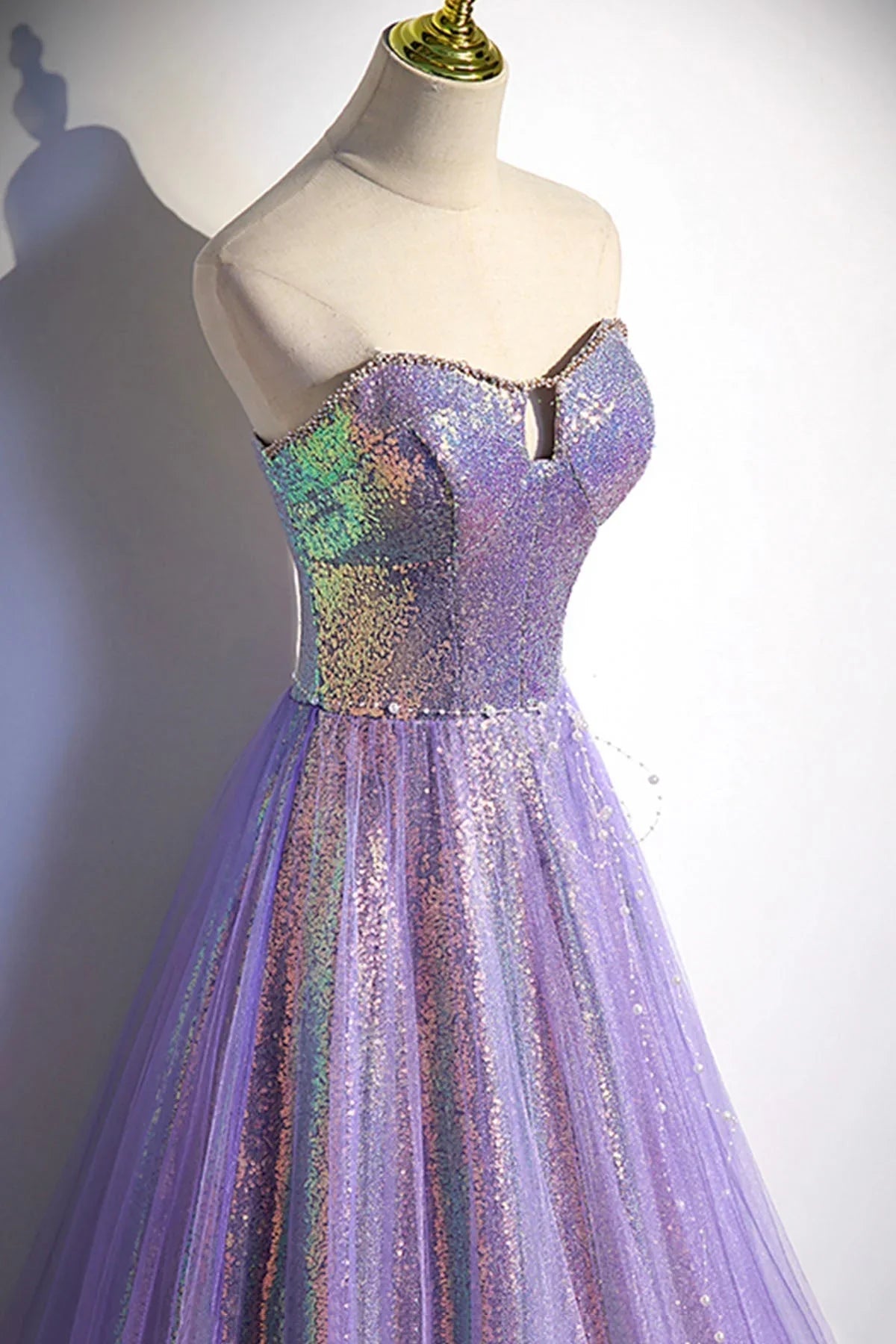 Abito lungo da sera in tulle viola con paillettes per ballo s84