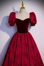 Abito lungo da sera in jacquard di velluto bordeaux per ballo s89