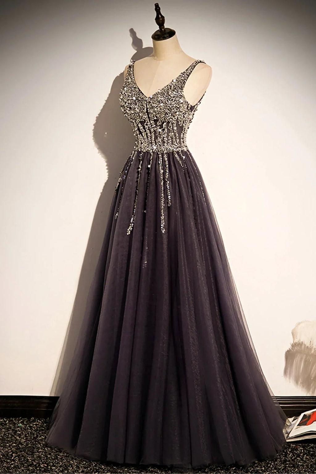 Elegante abito lungo da sera a linea ad A con scollo a V in tulle per ballo s76