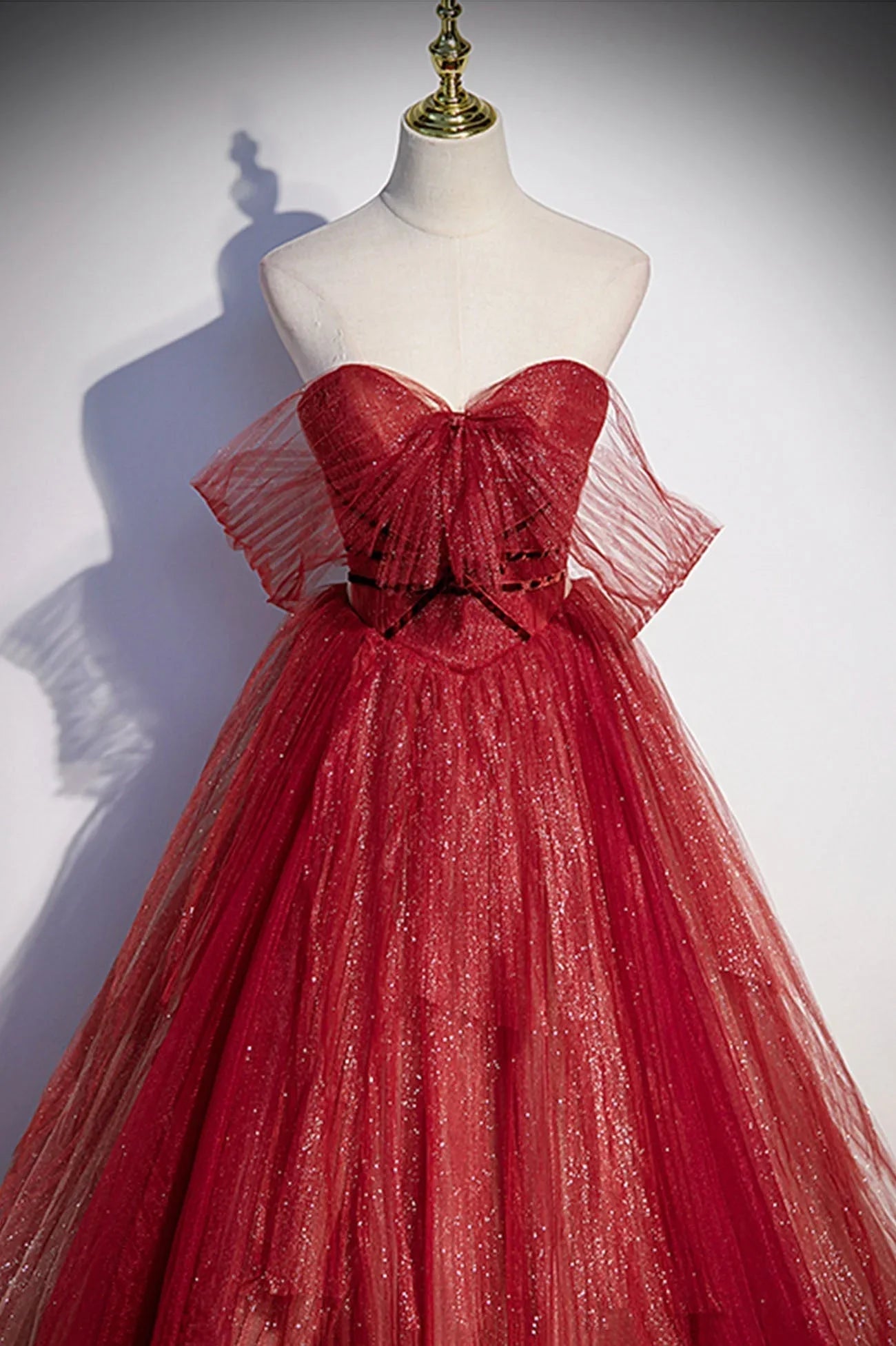 Abito lungo da sera a linea A in tulle bordeaux con paillettes, vestito da ballo s55