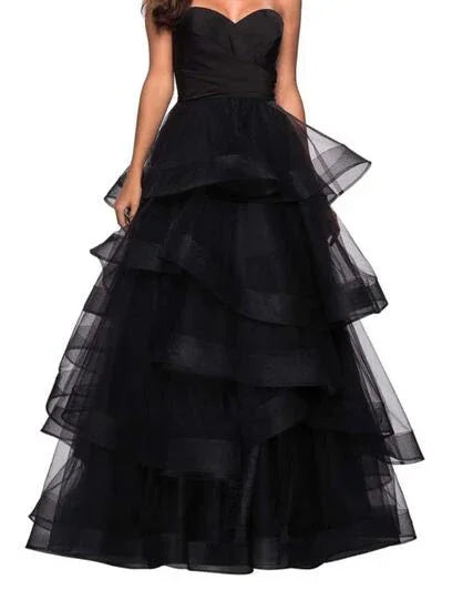 Abito da sera lungo da ballo con volant nero Sweetheart Y1624