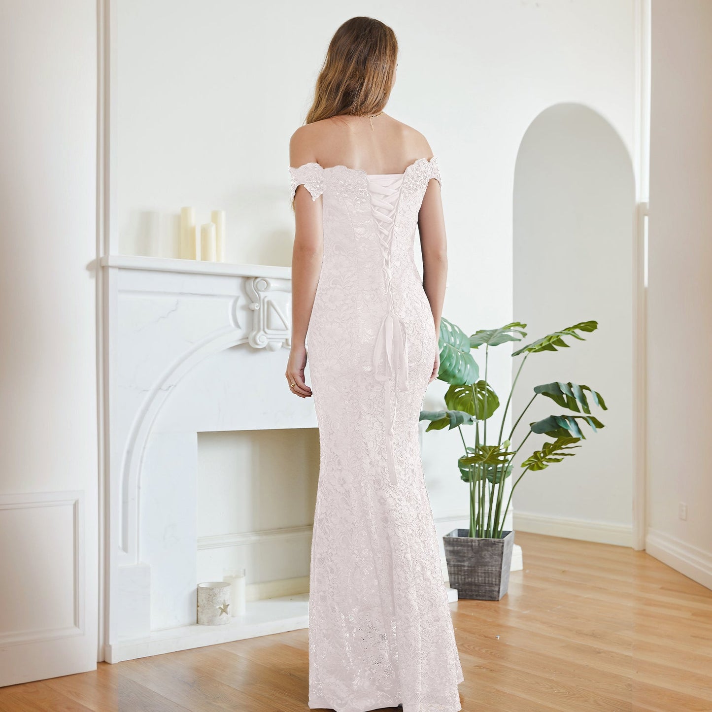 Vestidos de dama de honor con hombros descubiertos, encaje y corte sirena hasta el suelo