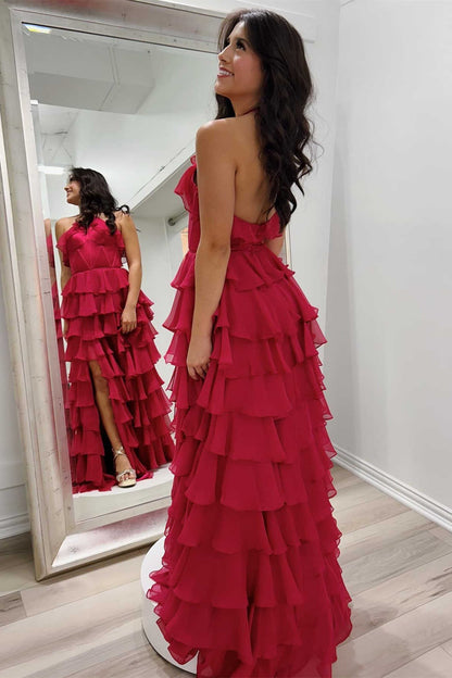 Neckholder-Ballkleid mit Schlüssellochausschnitt, Rüschen und Schlitz