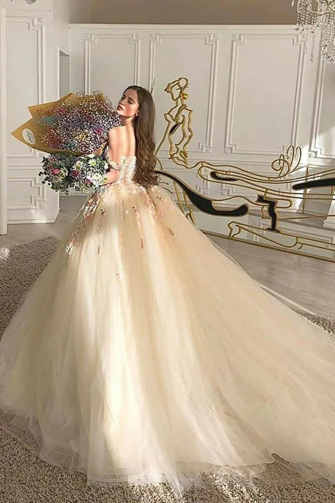Splendido abito da sera lungo color champagne con spalle scoperte, pizzo floreale e fiori 3D, abito da ballo formale color champagne S20716