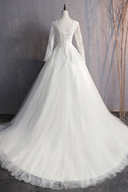 Glamorous White Tulle Lace Ball Gown Wedding Dress With Appliques Long Sleeves