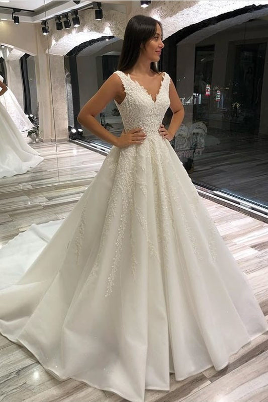 Glamouröses langes ärmelloses A-Linien-Brautkleid mit V-Ausschnitt und Spitze
