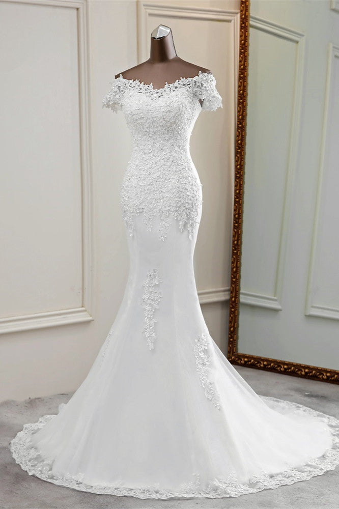 Mermaid Lace Wedding Dress With Sweetheart Neckline Short Sleeves Appliques