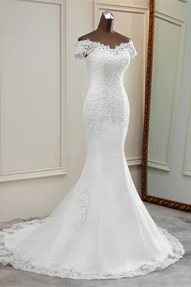 Mermaid Lace Wedding Dress With Sweetheart Neckline Short Sleeves Appliques