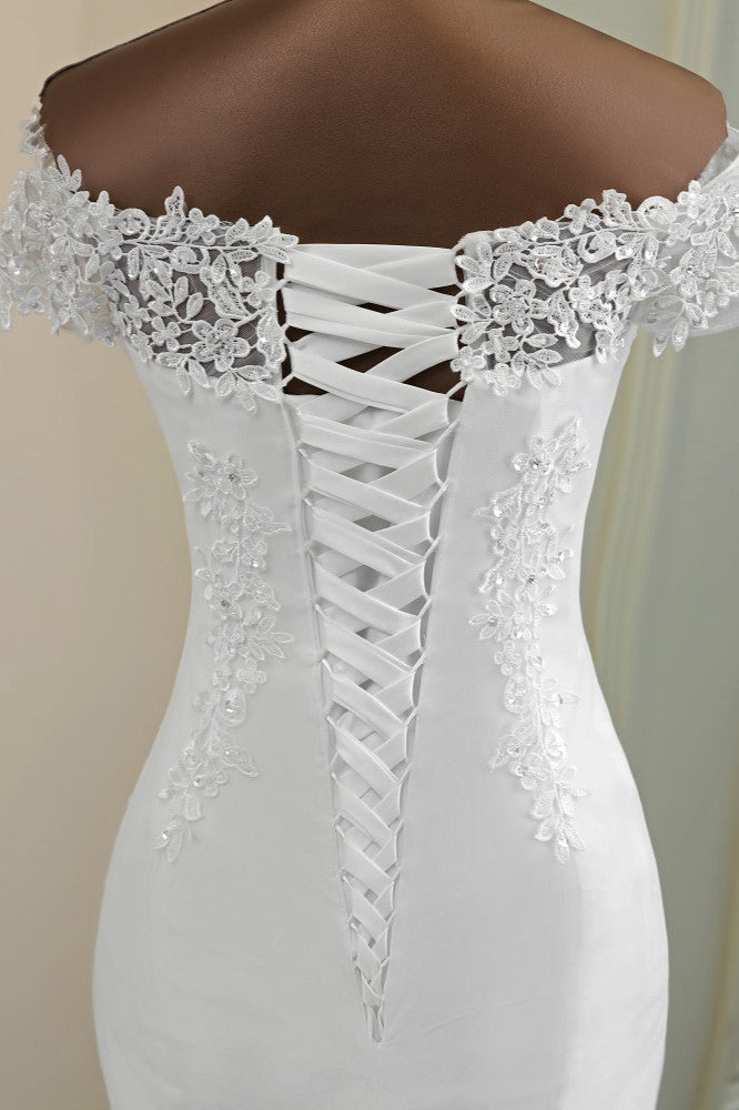 Mermaid Lace Wedding Dress With Sweetheart Neckline Short Sleeves Appliques