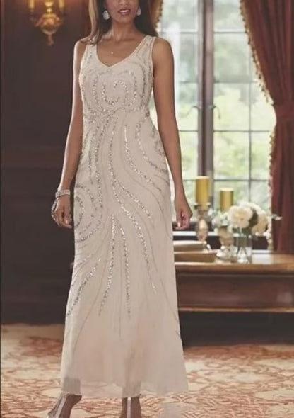 Glamoroso vestido de madre de gasa con escote en V, mangas largas y corte A con lentejuelas