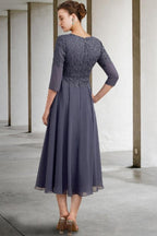 Gorgeous A-Line Mother of The Bride Dress Lace V-Neck 3/4 Sleeve Bridesmaid Dresses With Appliques