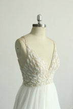 Elegant A Line White Lace Tulle Wedding Dress Sleeveless With Appliques On Sale