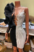 Vestidos Prom Mini Coluna de Renda com Aplicações Bicolor e Decote em V Deslumbrantes