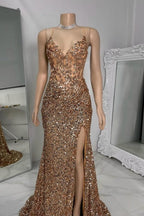 Splendido abito da sera senza maniche con spalline sottili a colonna in tulle e strass