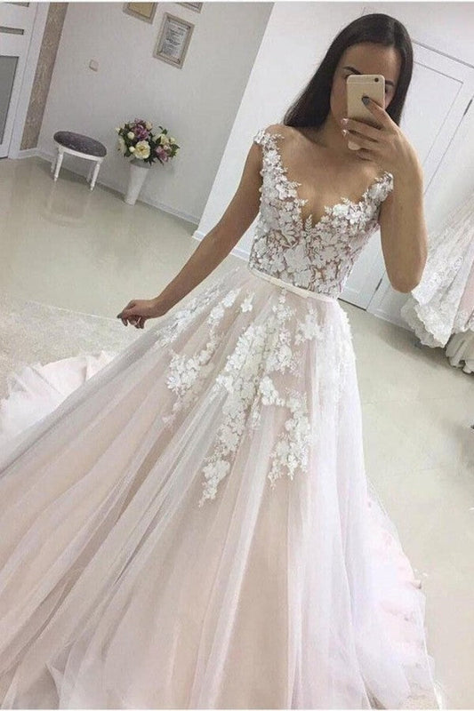 Wunderschönes langes A-Linien-Brautkleid mit Herzausschnitt und Tüllspitze