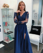 Splendidi abiti da sera blu in chiffon a linea ad A con maniche lunghe e spacco