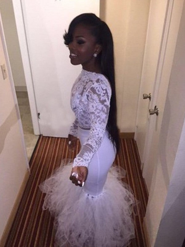 Splendido Abito da Sera con Maniche Lunghe in Tulle a Fondo Lungo a Barchetta con Sirena