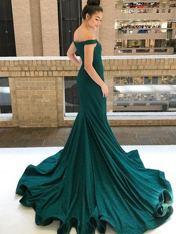 Hermosos vestidos de fiesta de sirena sin mangas con hombros descubiertos, volantes y lentejuelas
