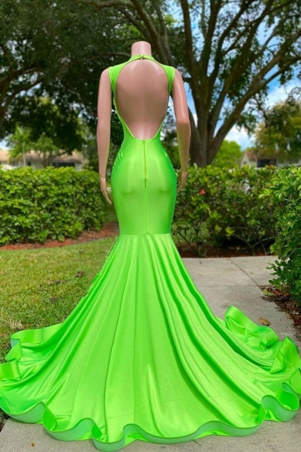 Hermoso vestido de fiesta de sirena de satén elástico sin mangas con escote en V y lentejuelas con apliques