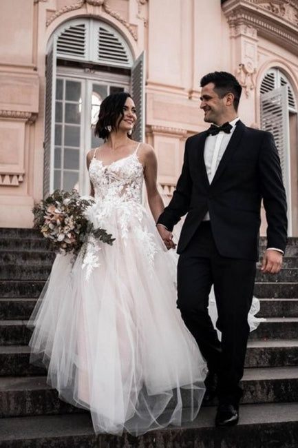 Superbes robes de mariée en tulle sans manches à bretelles spaghetti et coupe évasée avec motif