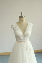 V Neck Sleeveless A Line Champagne Tulle Wedding Dress With Lace Appliques On Sale