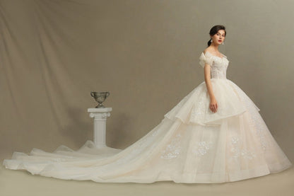 Wunderschöne Brautkleider Prinzessin